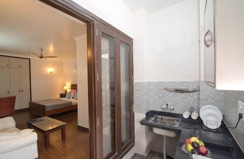 Sushant Lok House | Perch Arbor Suites