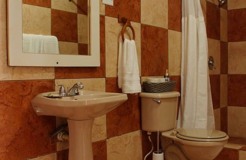 Barrero Apartment | PeregrinaHouseSuite7, Ocean View & Private Jacuzzi