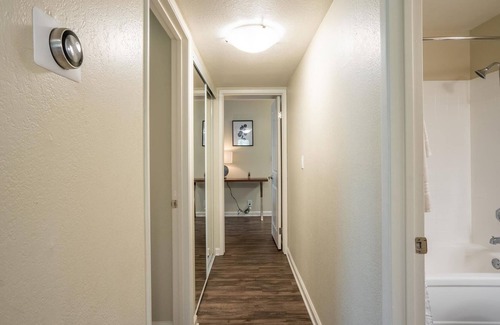 Walnut Creek Apartment | Perfect 2BR Apartment in Walnut Creek Near BART