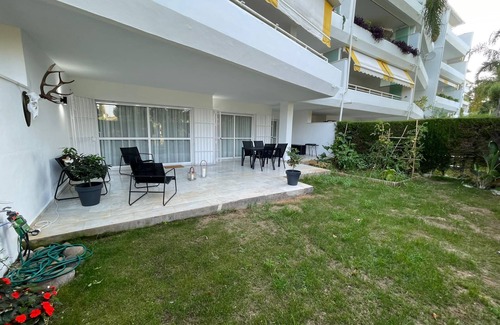 Guadalmina Apartment | Perfect 3 BDR Apartment in Guadalmina Baja!