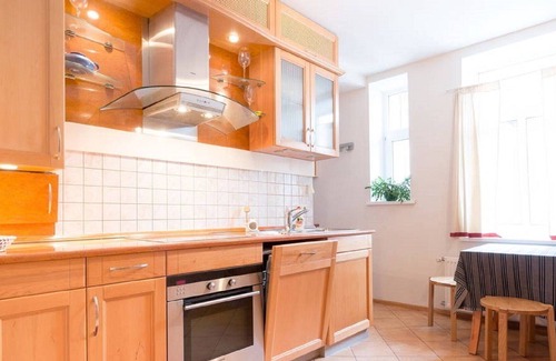 Old Town Apartment | Perfect for families and groups of friends.