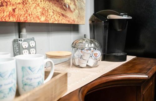 Pilot Mountain Apartment | Perfect in Pilot Mtn-Unit 1 Walk to Downtown!