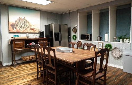 Pilot Mountain Apartment | Perfect in Pilot Mtn-Unit 1 Walk to Downtown!