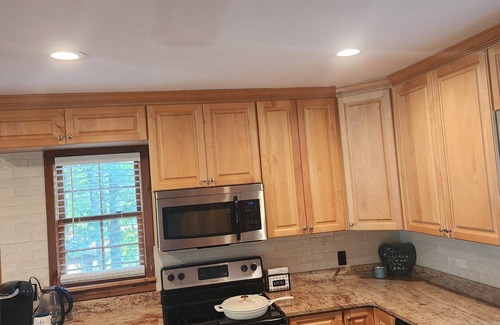 Martin House | Perfect Lakeside Retreat!