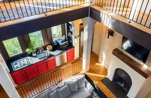 Cannonborough Elliotborough House | Perfect Location in Downtown Charleston