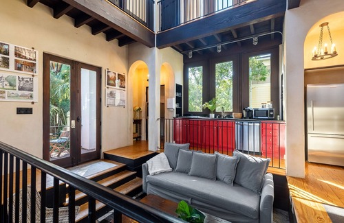 Cannonborough Elliotborough House | Perfect Location in Downtown Charleston