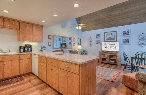 Overlook Park Condo | Perfect Location, Near Golf Course, SHARC passes