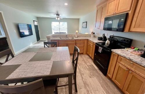 Thackerville Apartment | Perfect Location to Casino w King Beds