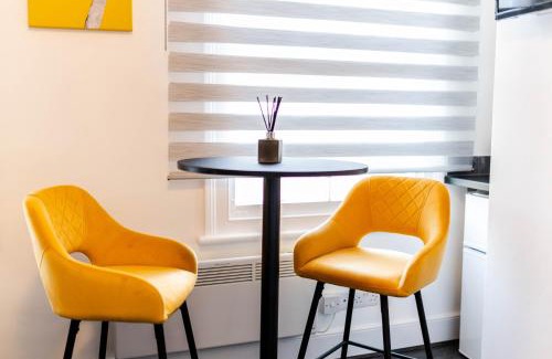 Hillrise Apartment | Perfect London Studio - 10 min to Archway Station