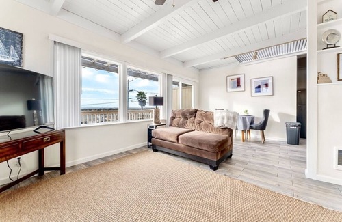 Sand City Apartment | Perfect Private Seaside Beach Getaway w/Bay Views!
