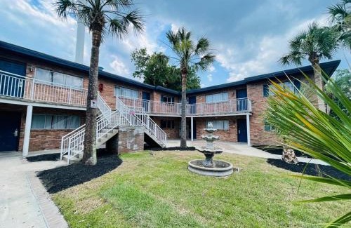 Myrtle Beach Apartment | Perfect Vacation walk to the beach 9