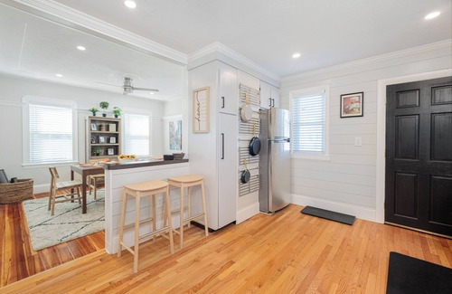 Braintree House | Perfectly renovated 3-bedroom house in Randolph with many amenities