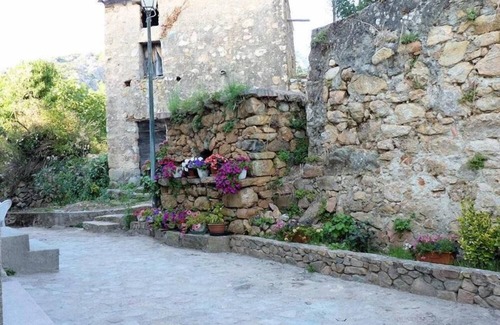 Peri House | Peri: Village house