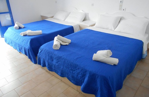 Emporio Hotel | Perissa Hotel