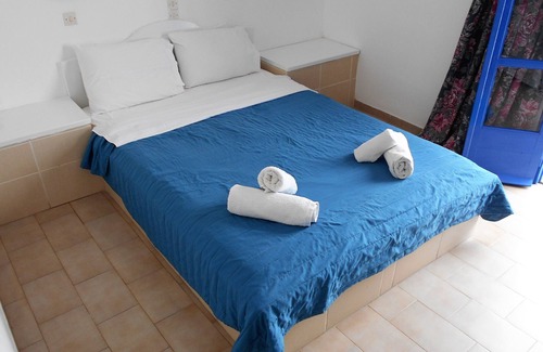 Emporio Hotel | Perissa Hotel