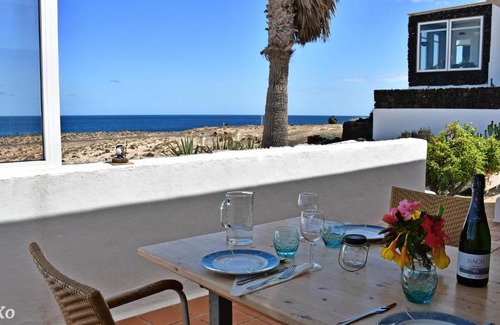 Charco del Palo House | PERLE DES MEERES