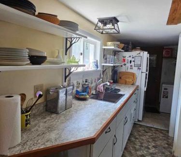 Perry House | Perry Shore Road Cottage