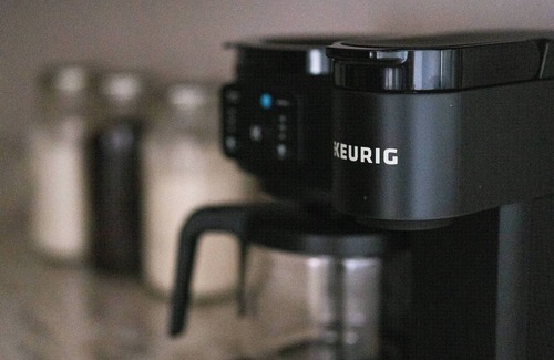 Mobile Apartment | Pet-Friendly 2BR Comfy Stay in Mobile