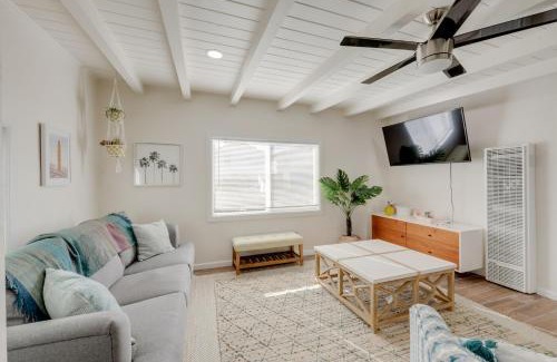 Cayucos House | Pet-Friendly Cayucos Home Walk to Public Beach!