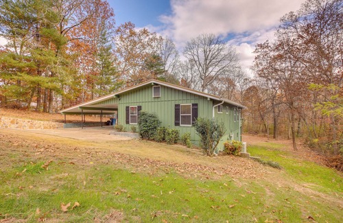 Lupton City Cottage | Pet-friendly Chattanooga Cabin w/Hot Tub & Kayaks