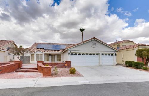 North Las Vegas House | Pet-Friendly Escape with Grill, 11 Mi to Strip!