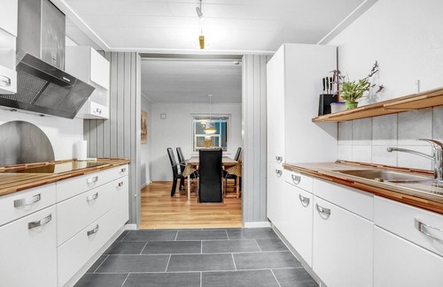 Blavand Strand House | Pet friendly home in Blåvand with WiFi