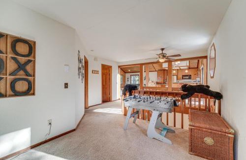 Truckee House | Pet-Friendly Home in Truckee with Balconies and Grill!