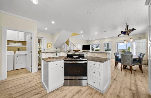 Indian Pass House | Pet Friendly House - Seacret Shores