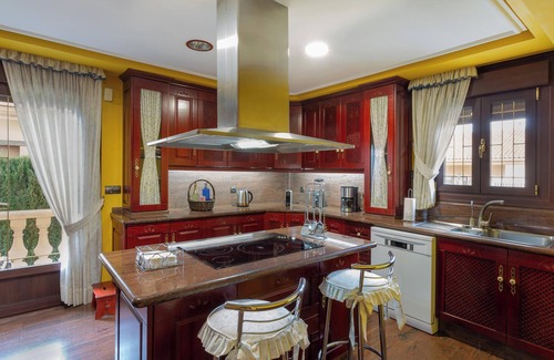 Almoradi Villa | Pet Friendly Luxury Villa Rumoholidays with Pool, Terrace & Wi-Fi