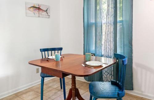 Ocean Pines House | Pet-Friendly Ocean Pines Cottage Family-Friendly Retreat with Amenities