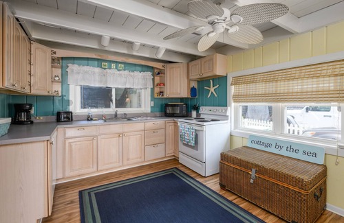Rehoboth by the Sea House | Pet Friendly Ocean Block Dewey Beach House