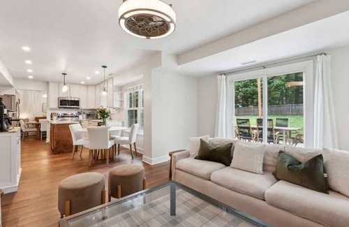 Annapolis House | Pet-Friendly & Spacious Home in Annapolis