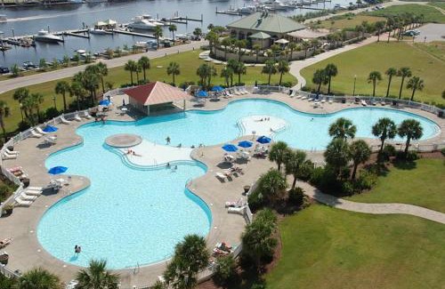 North Myrtle Beach House | Pet Friendly w Huge Resort Pool Near Beach