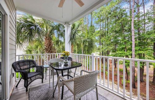 North Myrtle Beach House | Pet Friendly w Huge Resort Pool Near Beach