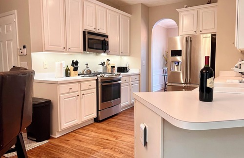 Austell House | Pet-Friendly with Fenced Yard: Braves, Six Flags, Nature Escapes & Atlanta Hub!