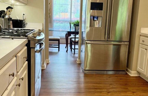 Austell House | Pet-Friendly with Fenced Yard: Braves, Six Flags, Nature Escapes & Atlanta Hub!