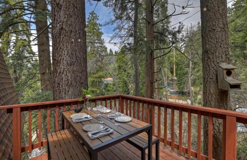 Arrowhead Villas House | Pet & Kid Friendly Cozy Cabin, BBQ, Firepit, Outdoor Dining, Forest Views