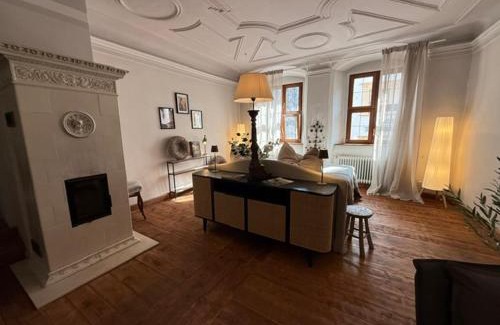 Oberdorla Apartment | Peter 7 "Paul"