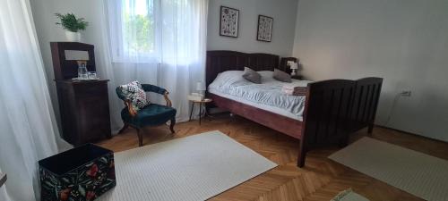 Bran House | Petit Castel