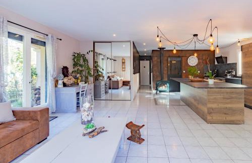 Montrem House | Petit coin de paradis Périgourdin