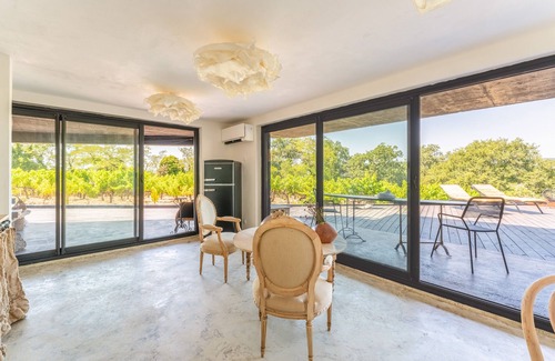 Villedieu Apartment | Petite house "Provence" with private terrace, Wi-Fi, and air conditioning