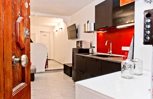 Historic Castle District Apartment | Petite Lamarmora in Cagliari