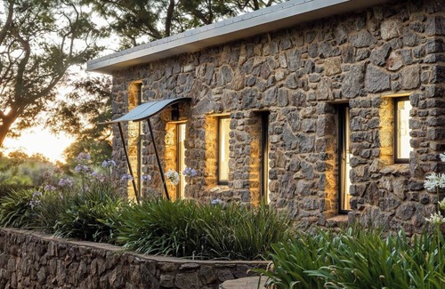 Yallingup Cabin | Petra Olive 2 - One Bedroom Apartment, Sleeps 2