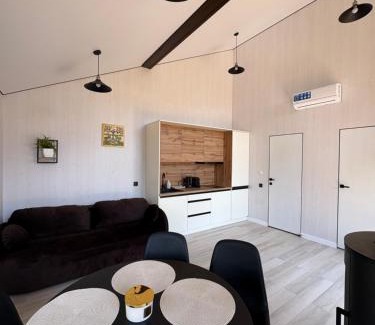 Verkhniy Yasenov Apartment | Petrick House