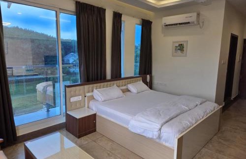 Perumbavoor Cabin | PetRose Event Centre Suites