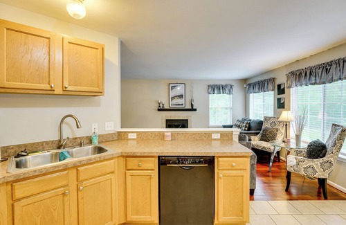 Westland House | Pets Welcome: Convenient Family Home in Westland!