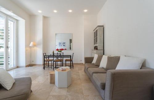 Quartiere III Pinciano Apartment | Pgrhome Casa Euclide near Valle Giulia Villa Borghese