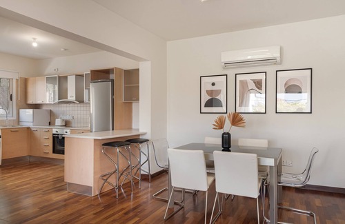Strovolos Apartment | Phaedrus Living Evergreen City Flat