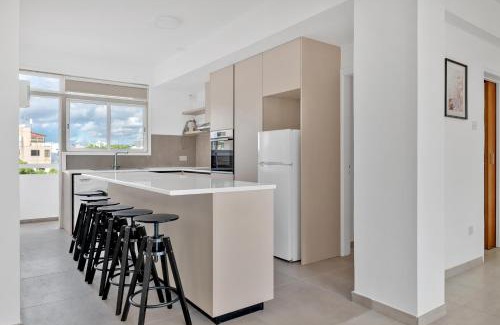 Lykabittos Apartment | Phaedrus Living: Romanou Modern City Center Flat