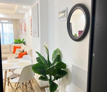 Thompson Estate Apartment | Phare's 1BR with a Rooftop Swimming Pool, Westlands